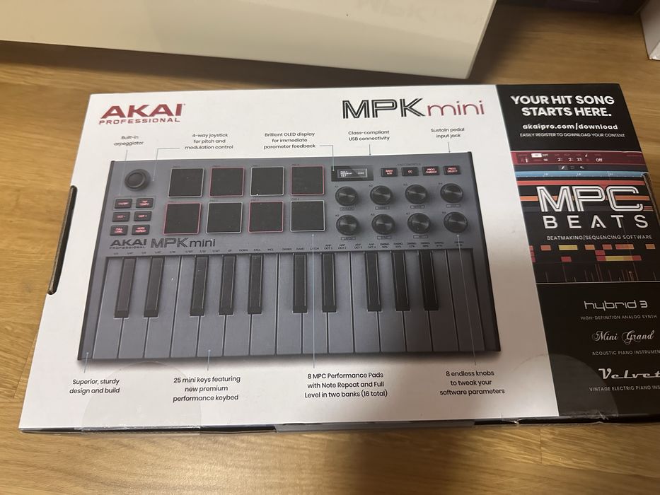 Midi клавіатура Akai MPK mini mk3
