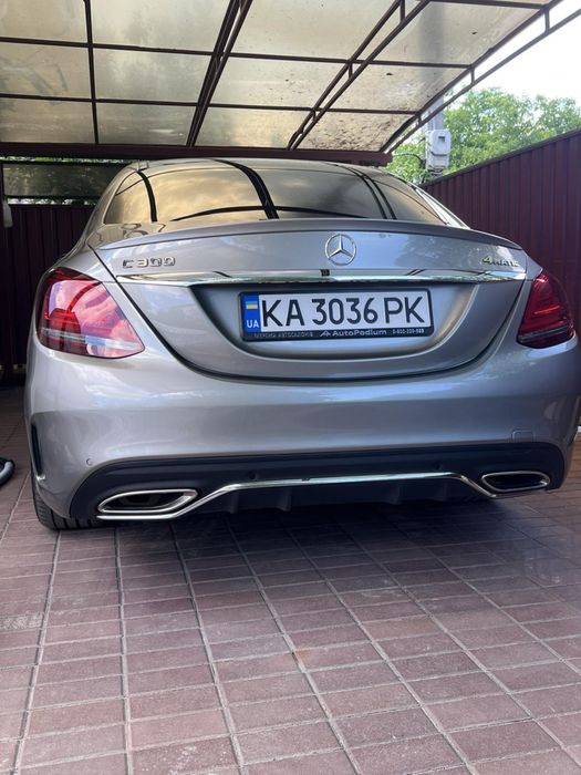 Авто Mercedes Benz   C300 AMG