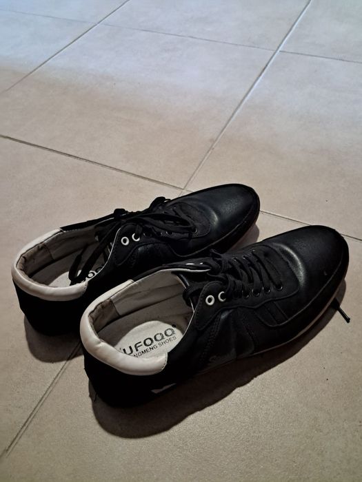 Продам кросовки Срочно