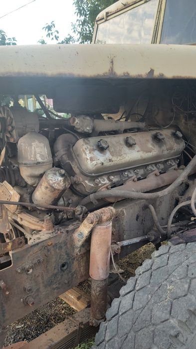 Двигатель ЯМЗ 238,раздатка Краз 256.