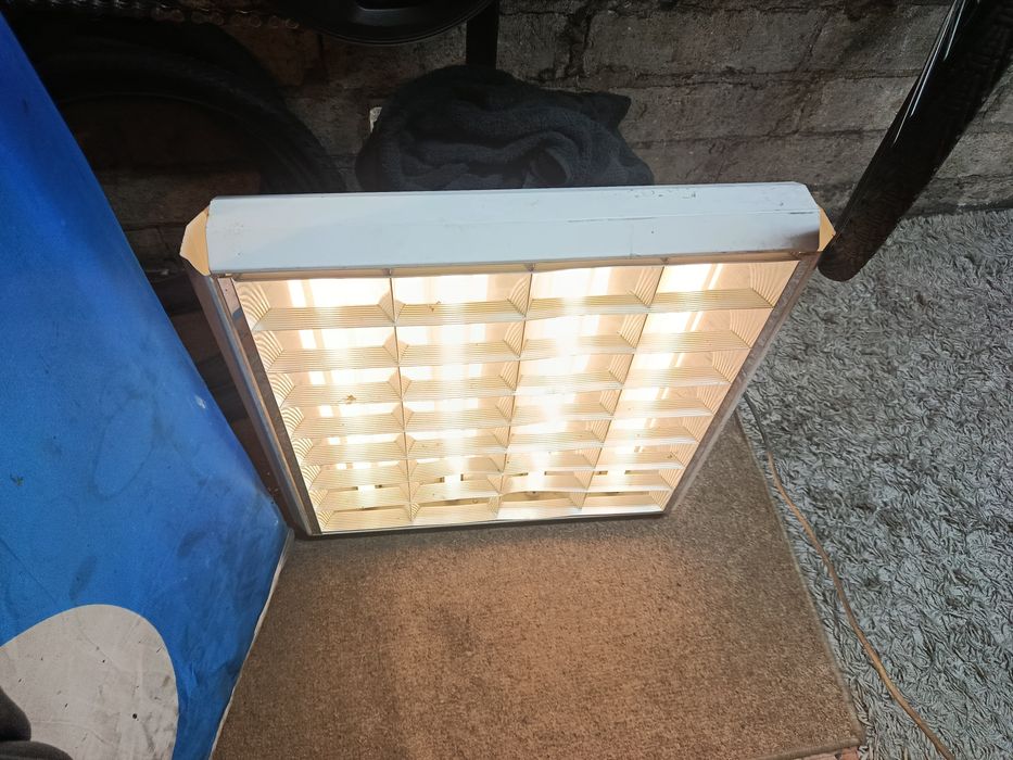 Lampa sufitowa kaseton jarzeniówki 4 sztuki