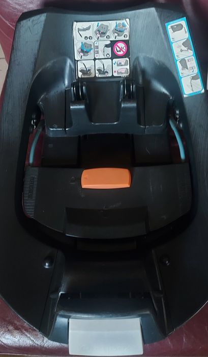 Cybex Base 2-Fix - baza na ISOFIX oraz na pasy do fotelika Aton