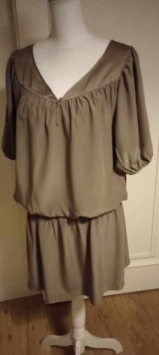 Sukienka jedwabna, jedwab 100% khaki, rozm. S-M