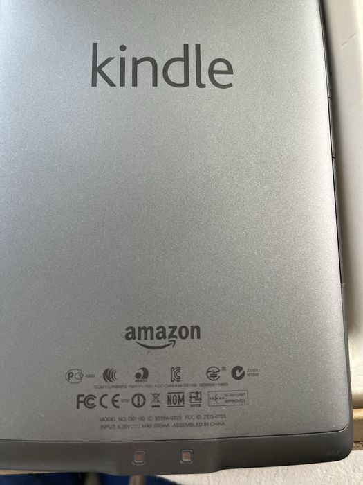 Kindle 4 NOVO (sem touchscreen]
