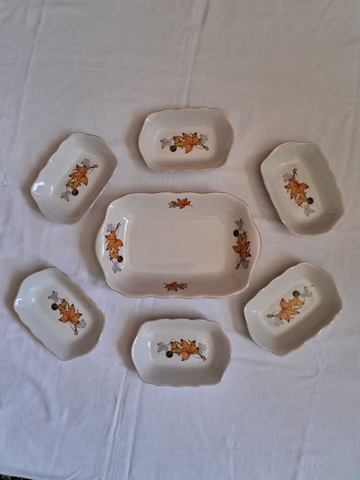 Набор салатников.Коростень