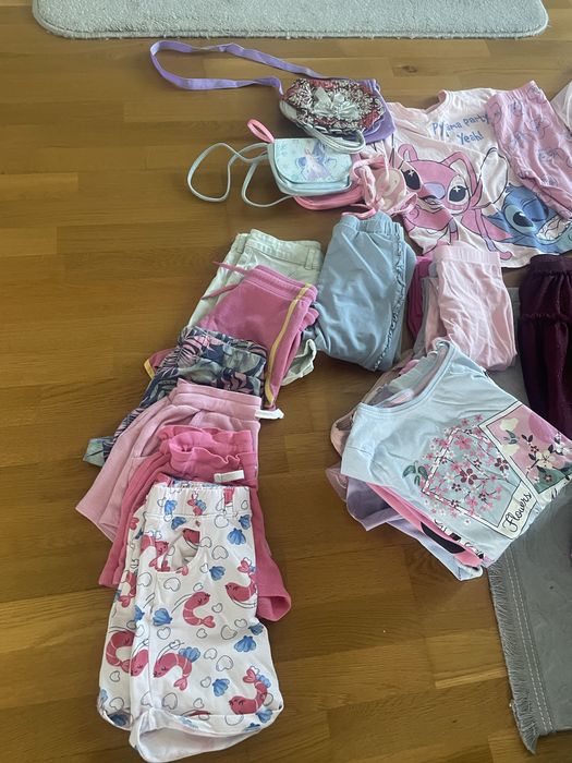 Ubrania dla dziewczynki 128