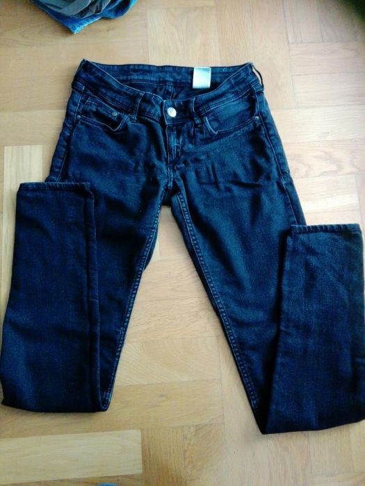 Czarne jeansy rurki 26/32 H&M r.34
