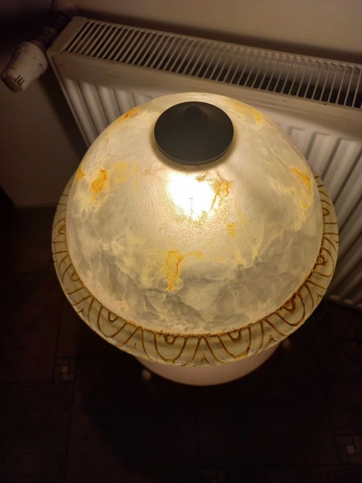 piękna stylowa  lampa stołowa Honsel leuchten