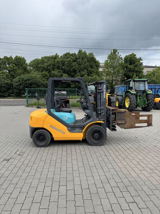 Komatsu FD25T-16 Навантажувач Захват Кіповий