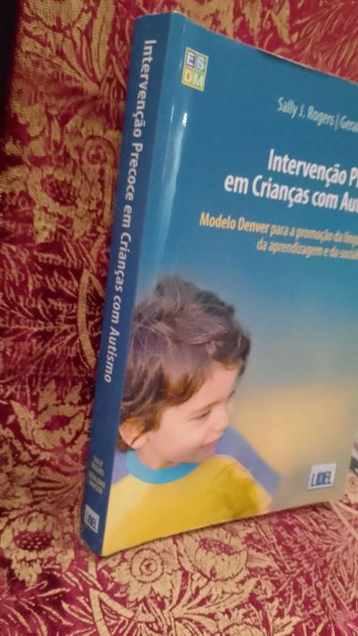 Intervenção Precoce em Crianças com Autismo