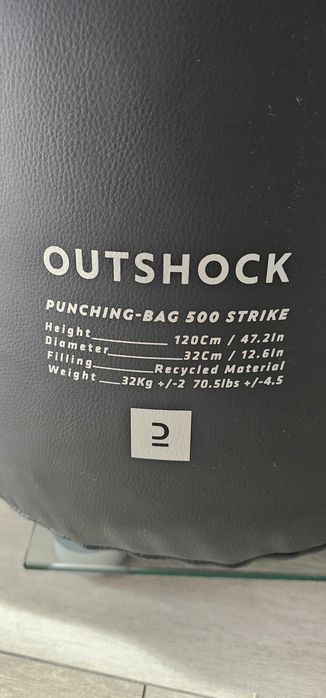 Saco Box 32 kg, com luvas.