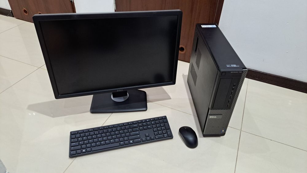 Komputer stacjonarny dell