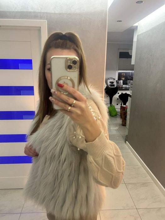 Kamizelka bezrękawnik naturalne futro z lisa rozm S  M