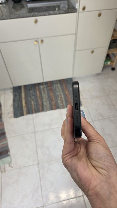 iPhone 15 - Black - 256 gb