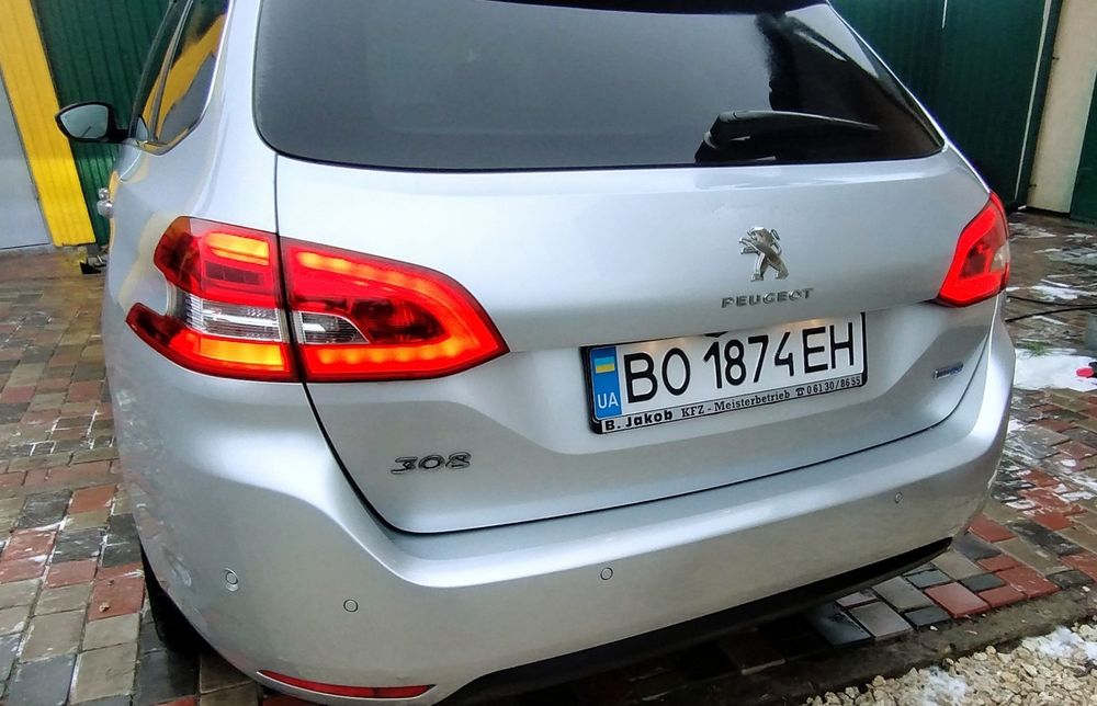 Peugeot 308, Пежо 308