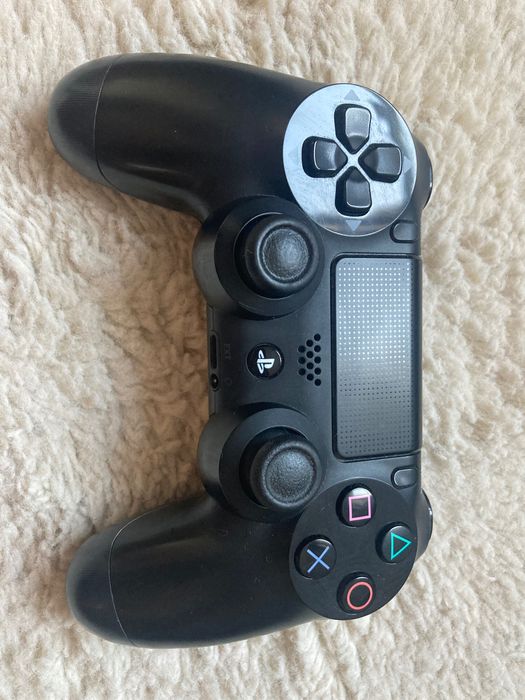 PS4, PlayStation 4 + 9 GIER