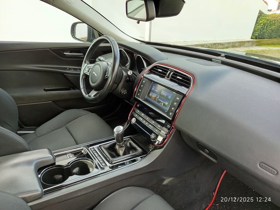 Jaguar XE  diesel 2.0 163cv 2017