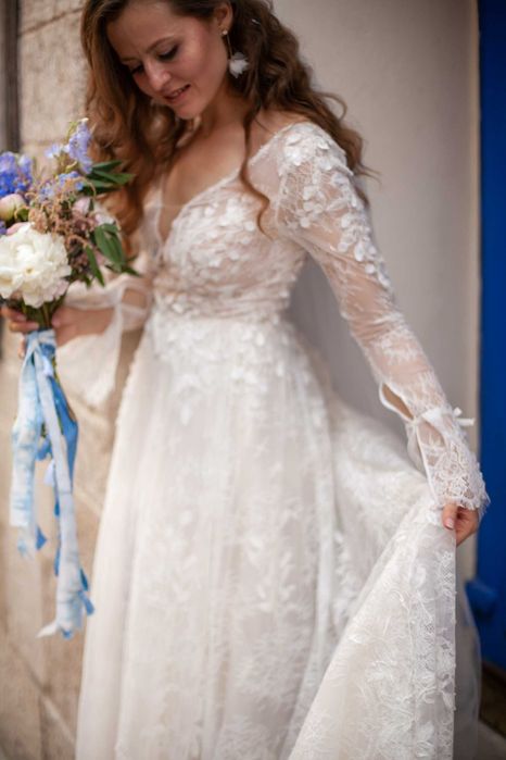 Ніжне весільне плаття