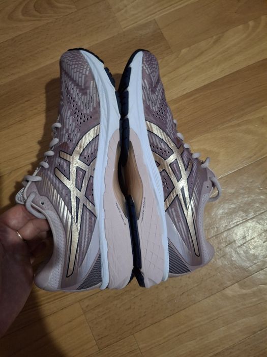 Кросівки кроссовки Asics