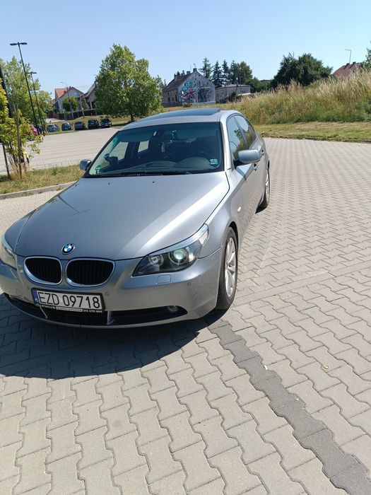 BMW 520i Sedan ( Oryginał )