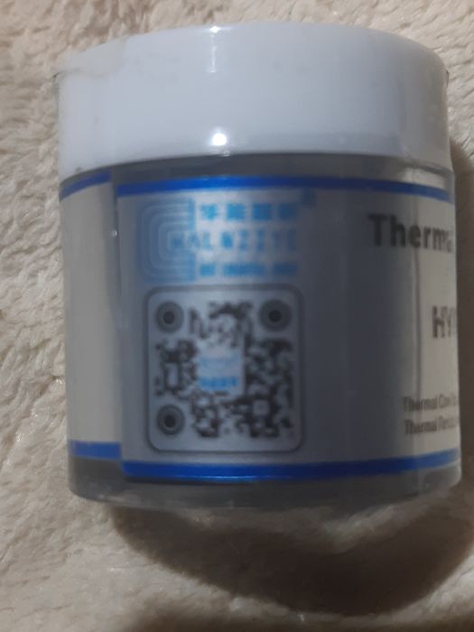 Pasta termiczna HY810