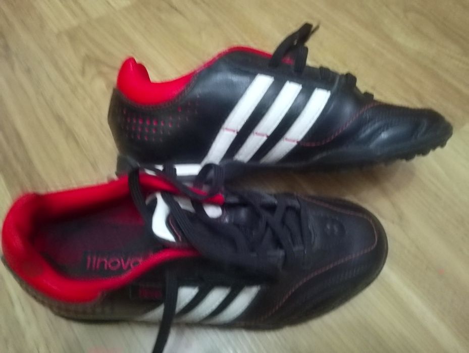 Сороконіжки Adidas 21,5 см
