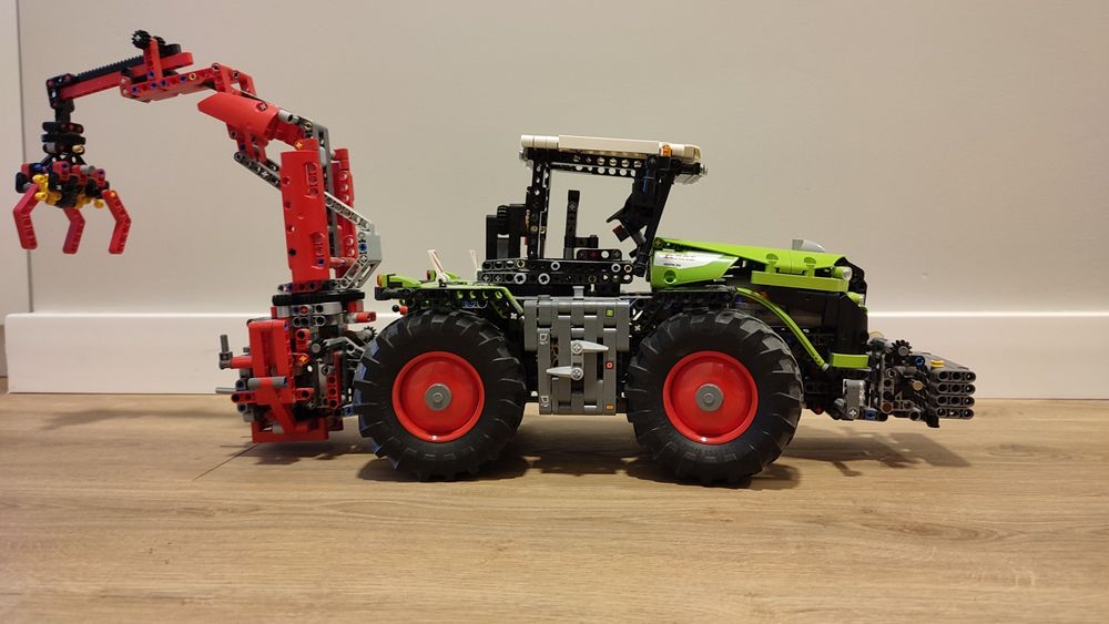LEGO TECHNIC 42054 Claas Xerion