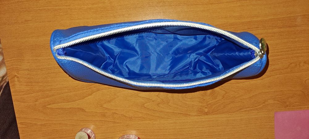 Продам косметички новые