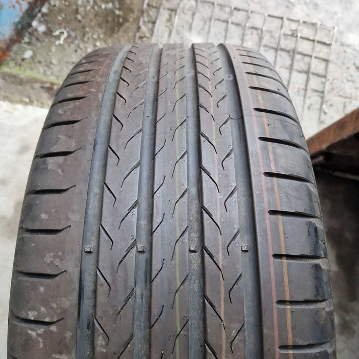 +4шт 99% Нові Шини літні 235/50/18 Continental ContiEcoContact 6Q R18