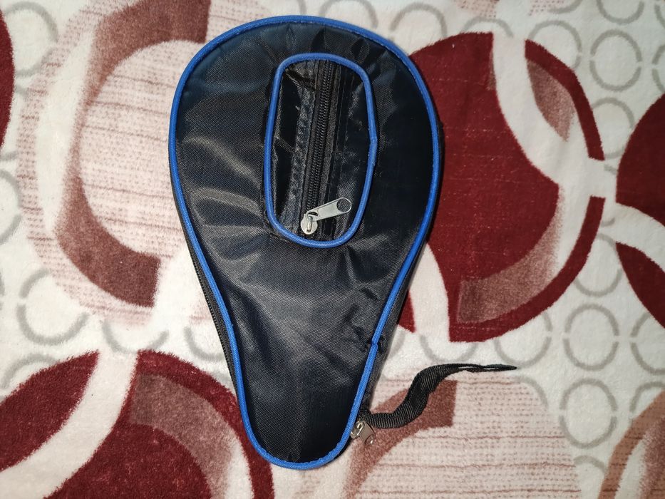 Ракетка для настольного тенниса и теннисные ракетки