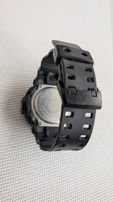 Casio G-Shock GA-700 + GA-100