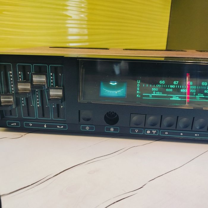 Radio Amator 101 stereo-88-108MHz