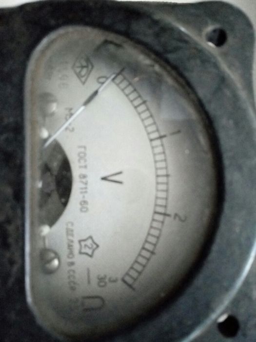 Нагрузочная вилка для аккумулятора