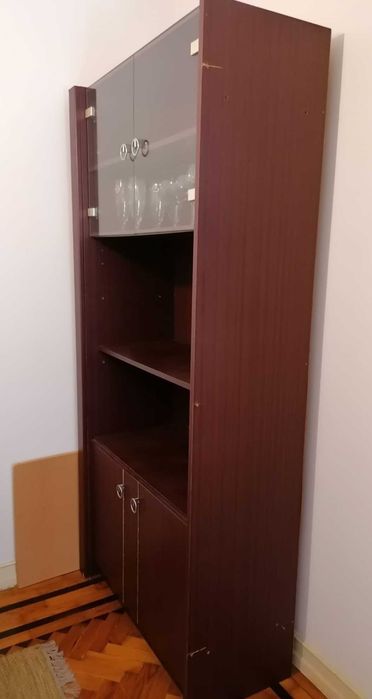 Vitrine/louceiro para Sala de Jantar