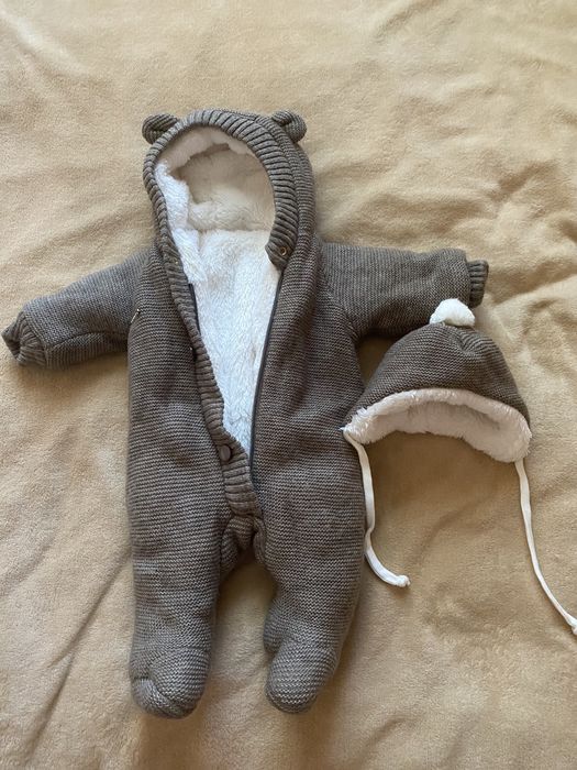 Детский вязаный комбинезон Мишутка