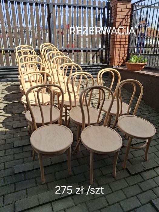 Krzesła gięte drewniane