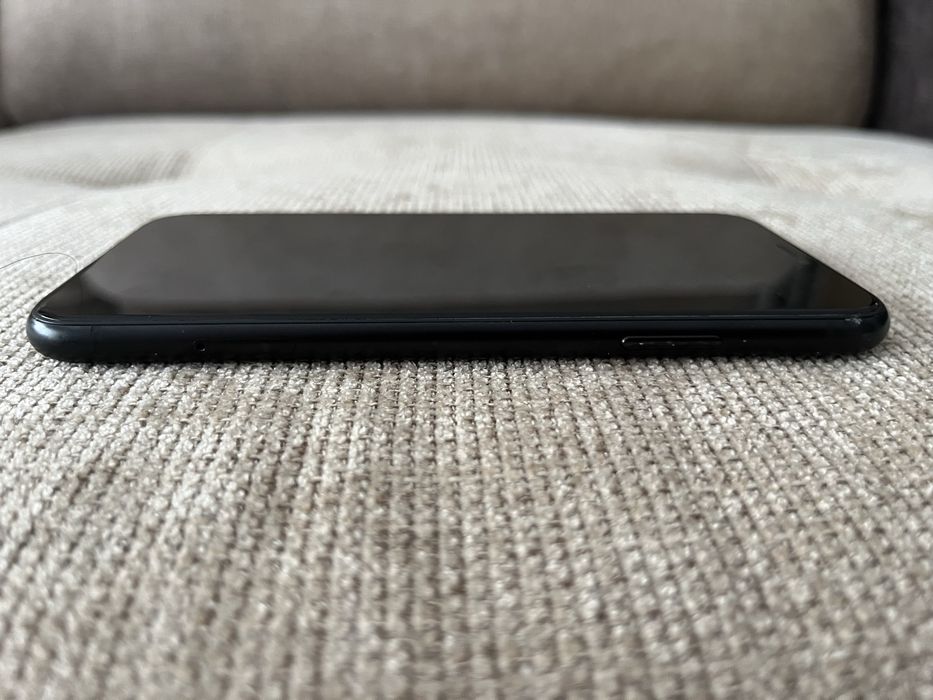 iPhone Xr 64GB preto