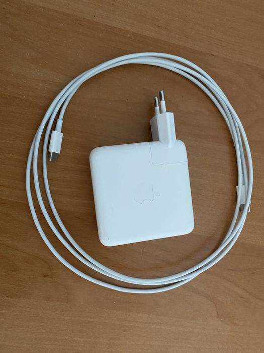 Зарядка apple macbook 61W