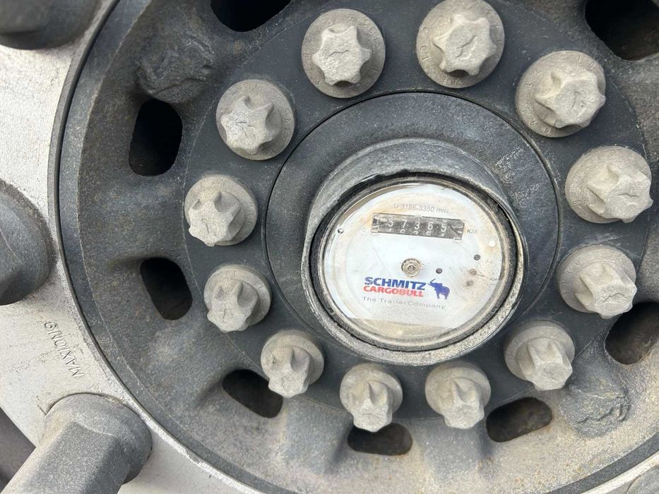 Schmitz Cargobull SKO 24 2023