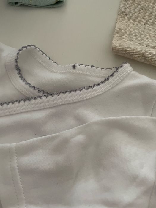 4 bodies bebé tamanho 1