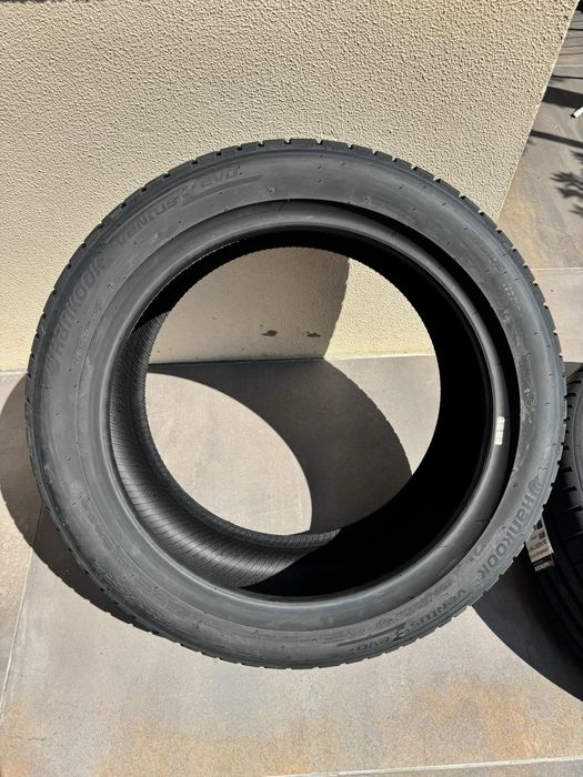 Pneu Hankook 17 novo