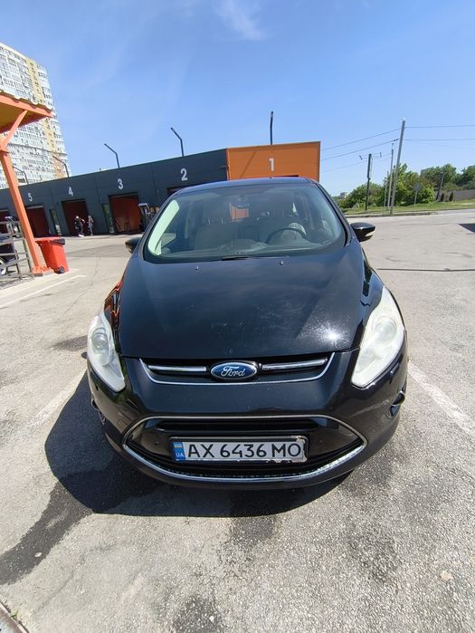 Ford C-Max SE Hybrid 2017 надійний та економний