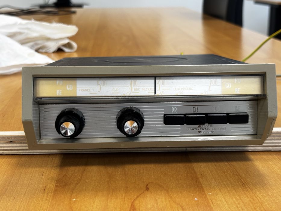 Auto Radio Continental Edison radioen S19