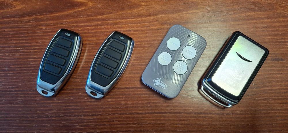 Comandos de motor elétrico (com pilha)