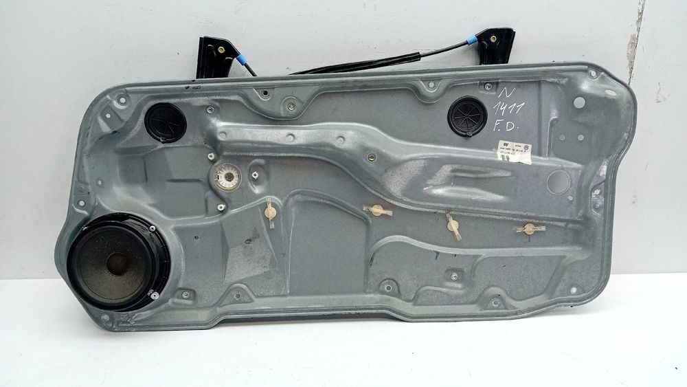 Elevador vidros frente direito VOLKSWAGEN Golf IV (1J1)