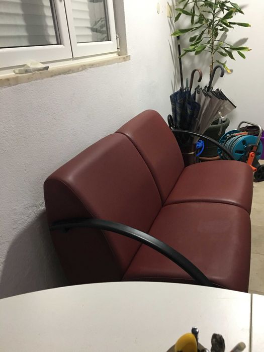 Sofá de 2 lugares + Mesa de centro para Escritório