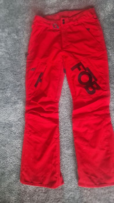 Kombinezon snowboardowy 4f