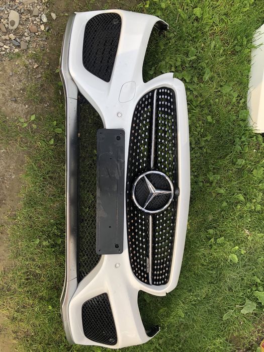 Бампер комплектний Mercedes W205 AMG
