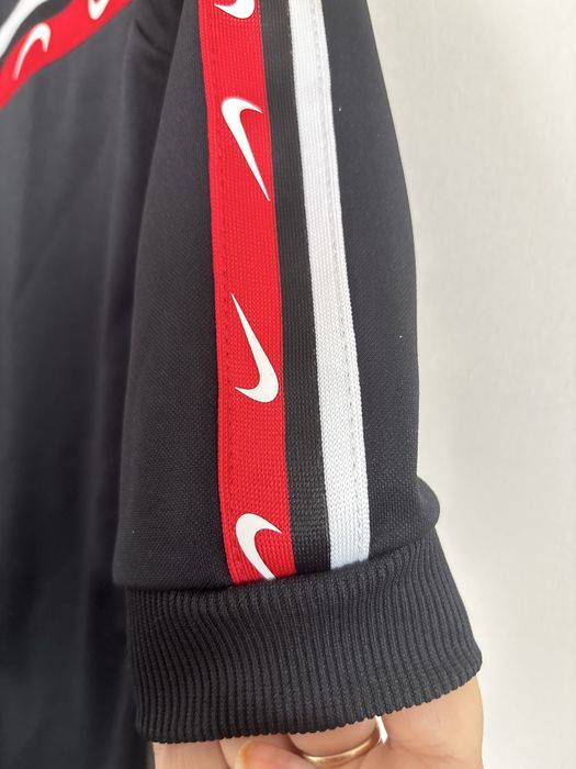 Body Nike  r. 86 czarny 24 m