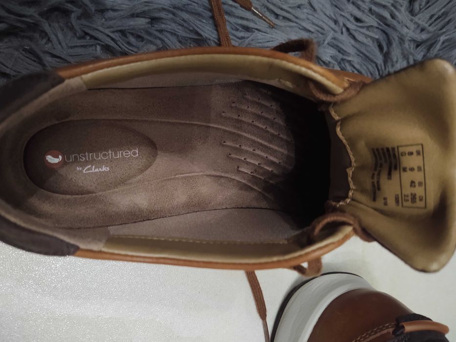Skórzane brązowe CLARKS nr 42 jak nowe
